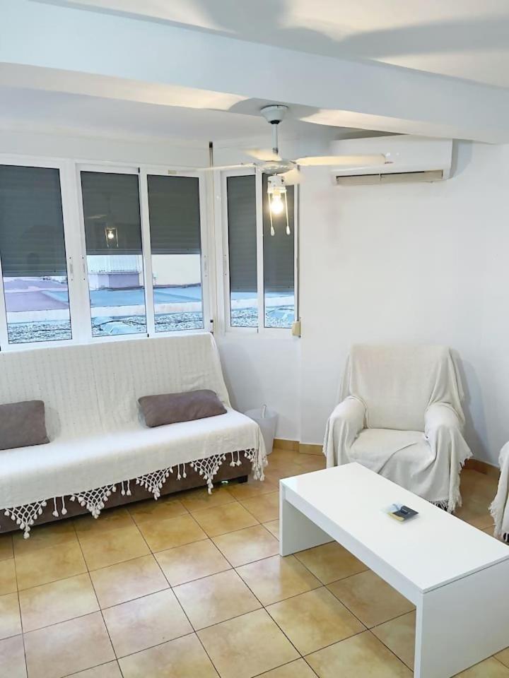 Apartamento Centrico Plazamar 4 Piscina Torre Del Mar Ngoại thất bức ảnh